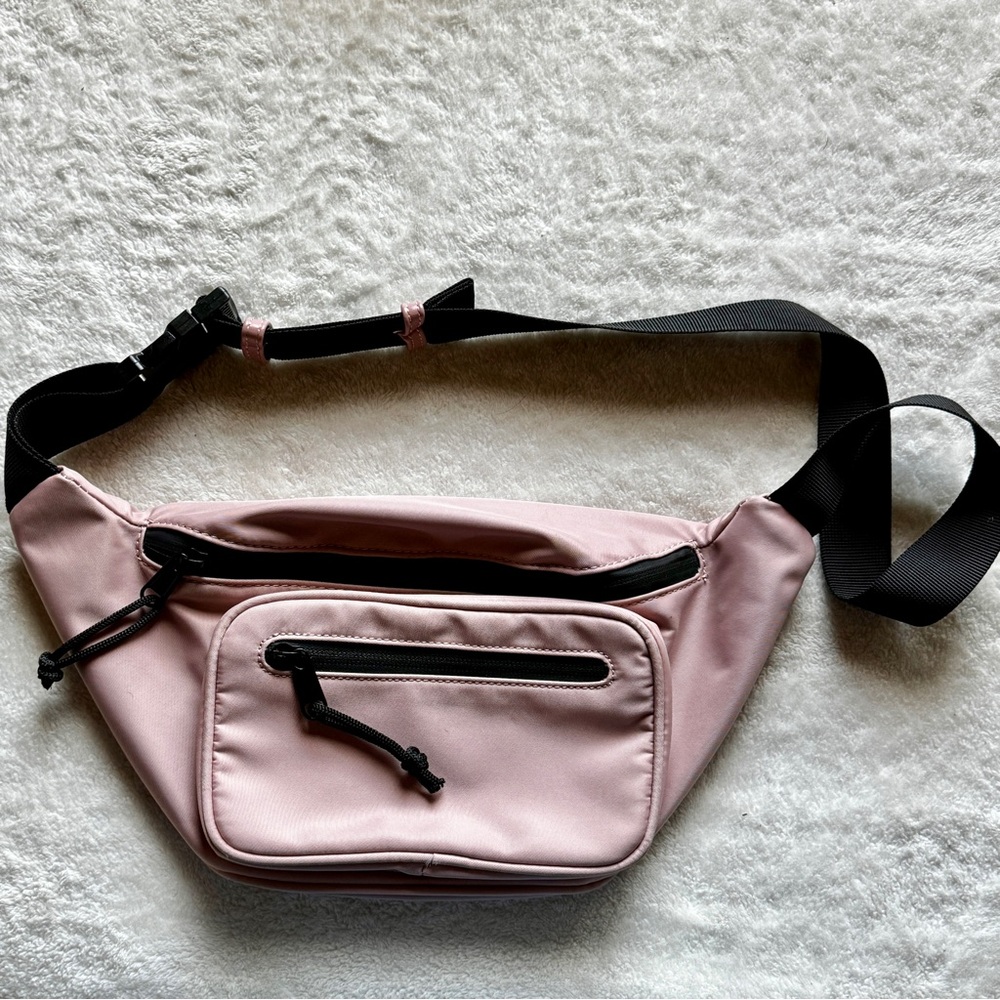Urban Fit by Urban Expressions belt bag, GUC